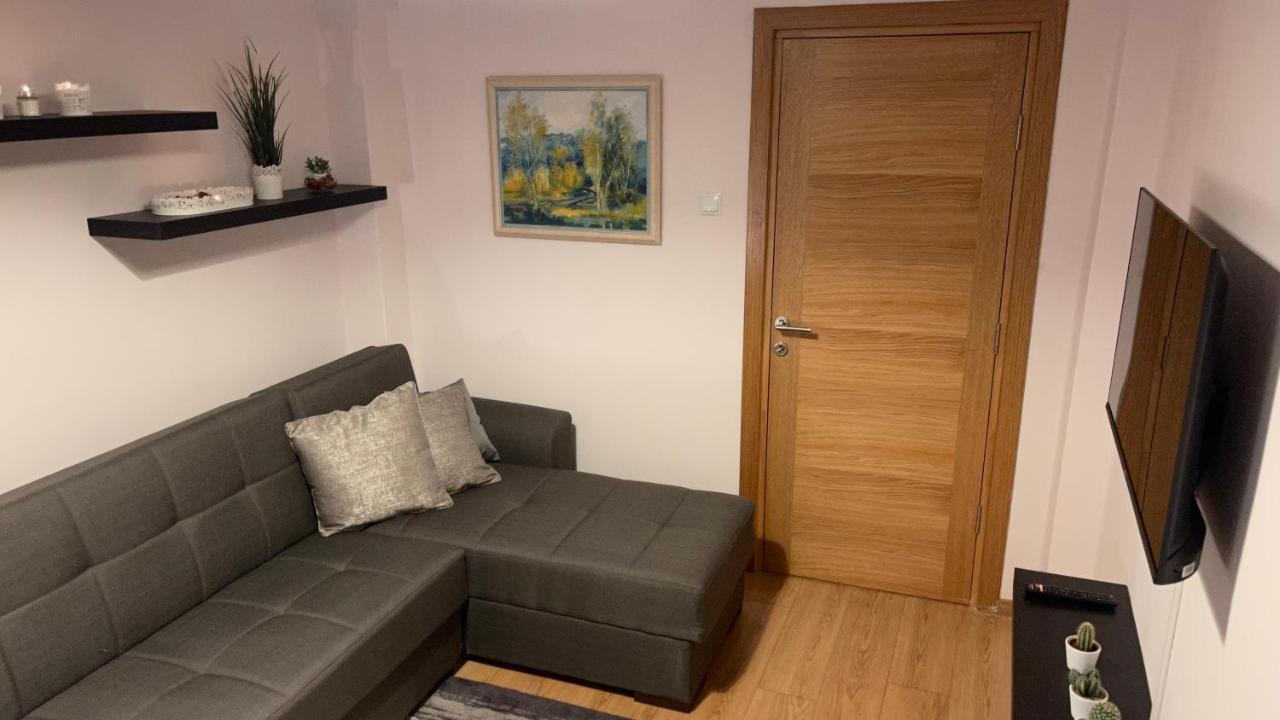 Luxury Furnished Apartment, Near The Center Gallery 55 Thessaloniki Exterior photo