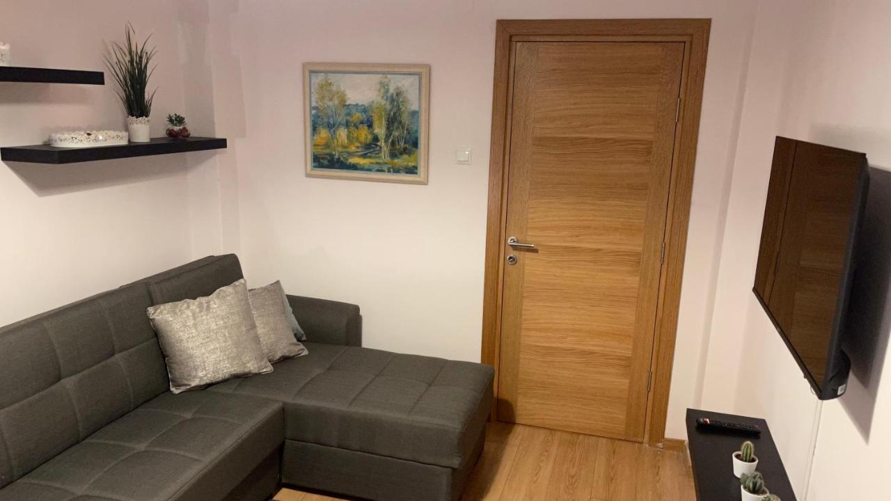 Luxury Furnished Apartment, Near The Center Gallery 55 Thessaloniki Exterior photo