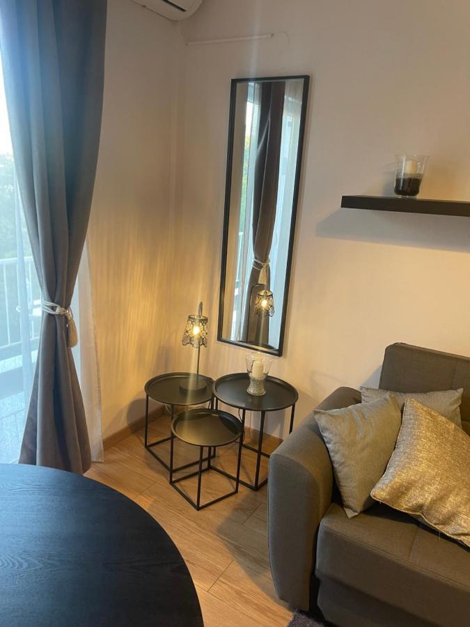 Luxury Furnished Apartment, Near The Center Gallery 55 Thessaloniki Exterior photo